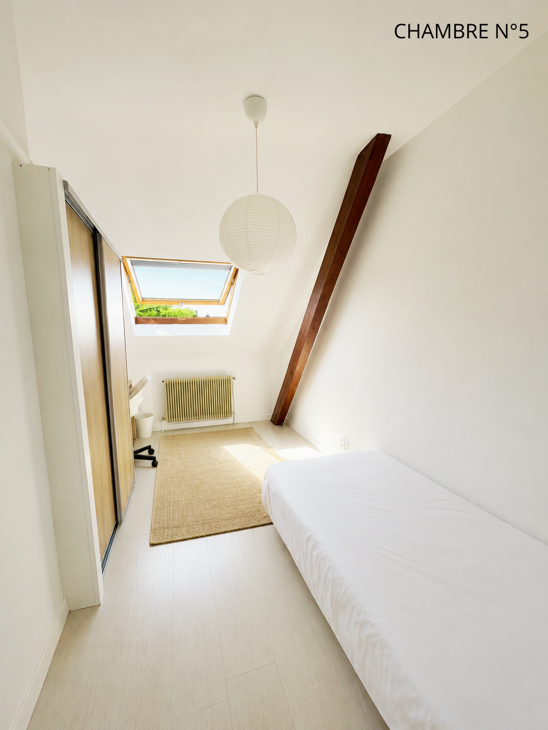 Chambres privatives dans colocation entièrement rénovée   Appartement duplex rénové de 117 m2   Mulhouse Dorna